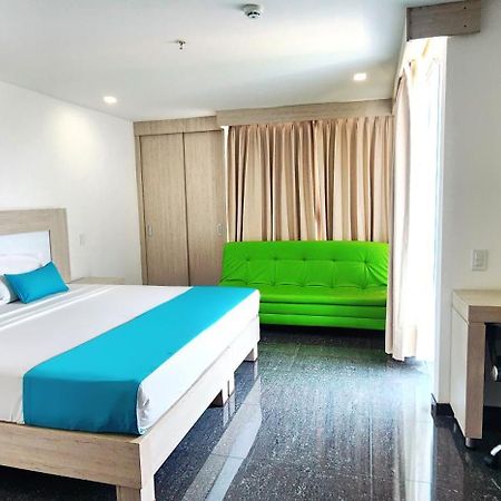 Hotel Be Suites Cali Kültér fotó